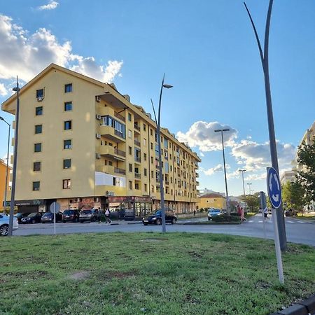 Oksana Apartment ポドゴリツァ エクステリア 写真