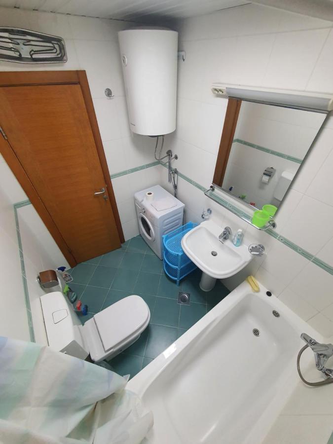 Oksana Apartment ポドゴリツァ エクステリア 写真
