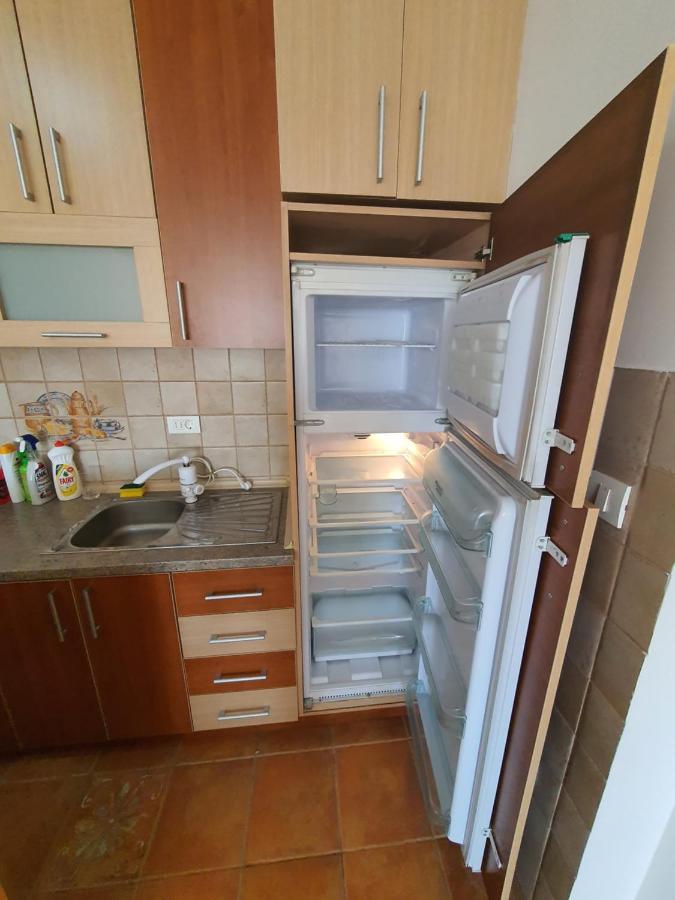 Oksana Apartment ポドゴリツァ エクステリア 写真